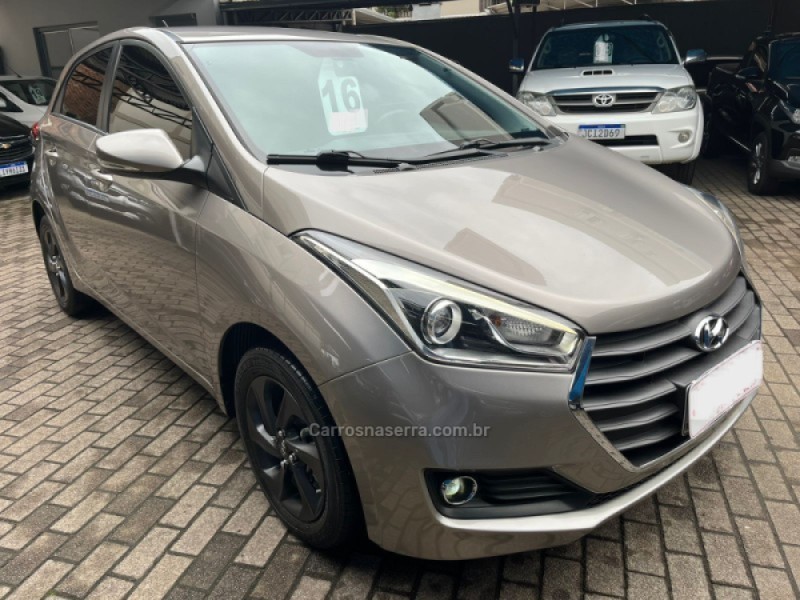 HB20 1.6 COMFORT PLUS 16V FLEX 4P MANUAL - 2016 - BENTO GONçALVES