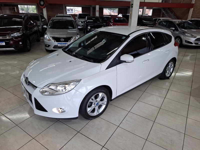 FOCUS 1.6 S 16V FLEX 4P MANUAL - 2015 - FARROUPILHA