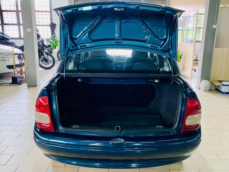 CORSA 1.0 MPFI SUPER SEDAN 8V GASOLINA 4P MANUAL - 1999 - CAXIAS DO SUL