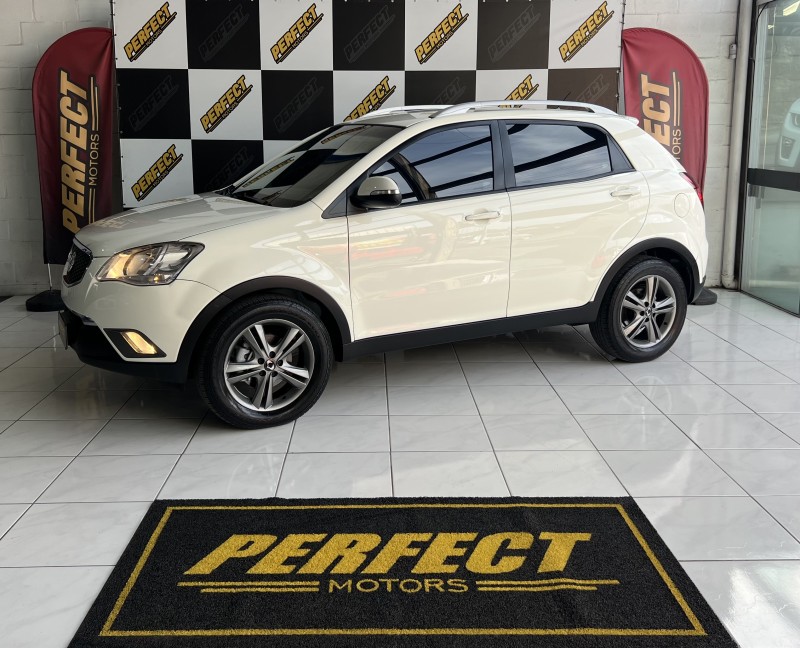 korando 2.0 gl 4x4 16v turbo diesel 4p automatico 2012 portao