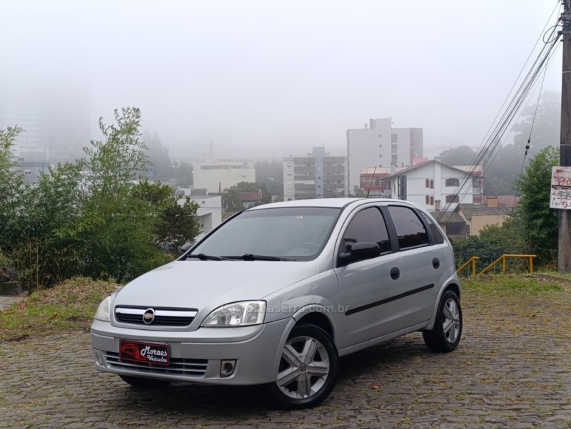 corsa 1.8 mpfi 8v flex 4p manual 2003 caxias do sul