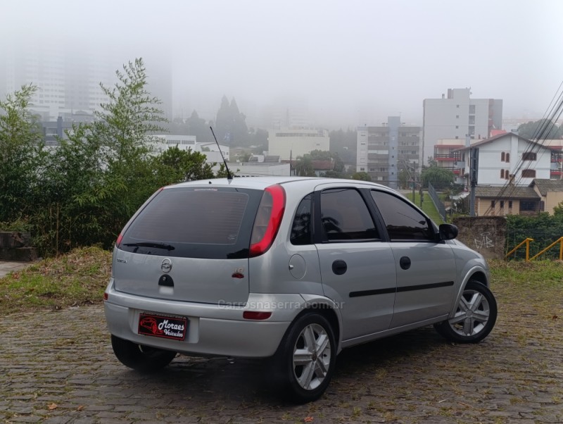 CORSA 1.8 MPFI 8V FLEX 4P MANUAL - 2003 - CAXIAS DO SUL