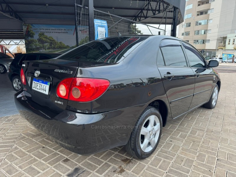 COROLLA 1.8 XEI 16V FLEX 4P AUTOMÁTICO - 2005 - TAPEJARA