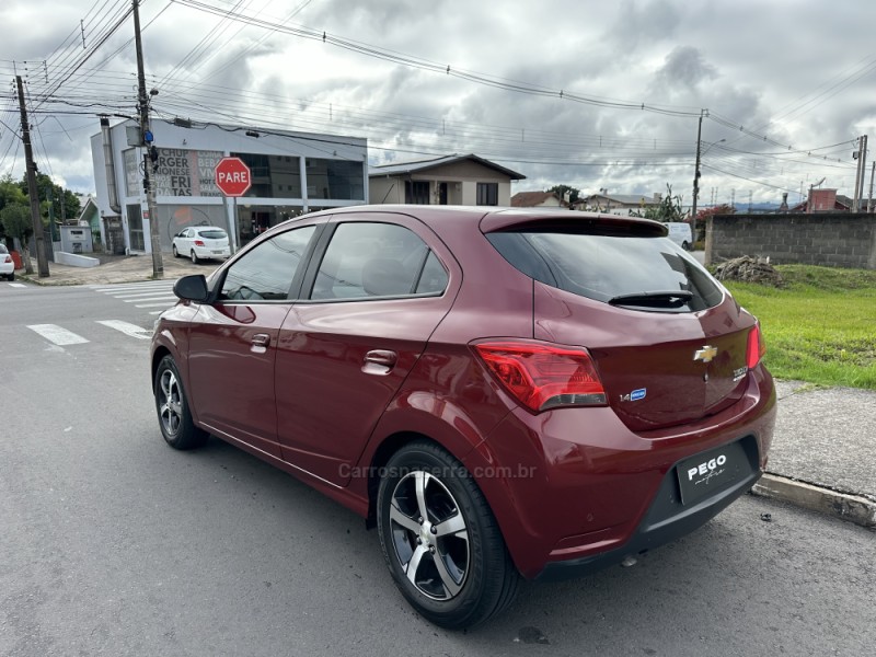 ONIX 1.4 MPFI LTZ 8V FLEX 4P MANUAL - 2017 - BENTO GONçALVES