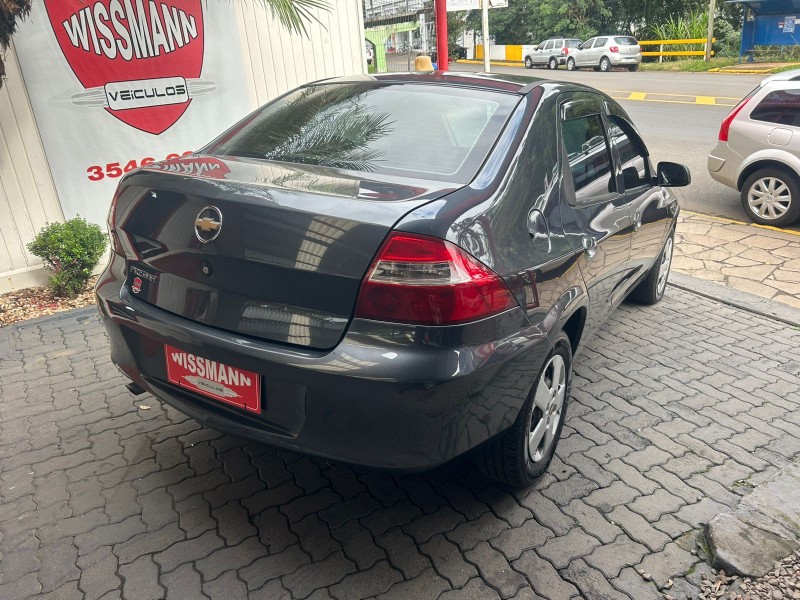 PRISMA 1.4 MPFI MAXX 8V FLEX 4P MANUAL - 2009 - TRêS COROAS