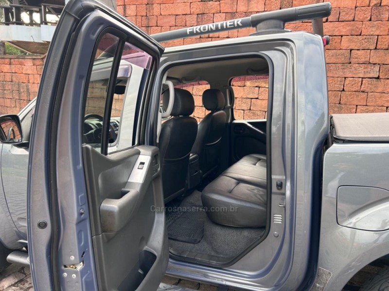 FRONTIER 2.5 LE 4X4 CD TURBO ELETRONIC DIESEL 4P MANUAL - 2013 - VENâNCIO AIRES