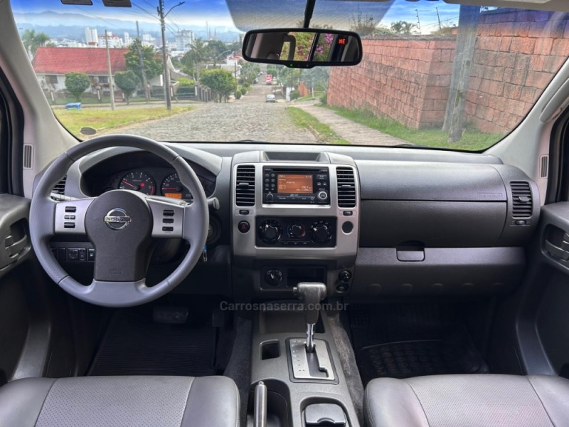 FRONTIER 2.5 LE 4X4 CD TURBO ELETRONIC DIESEL 4P MANUAL - 2013 - VENâNCIO AIRES