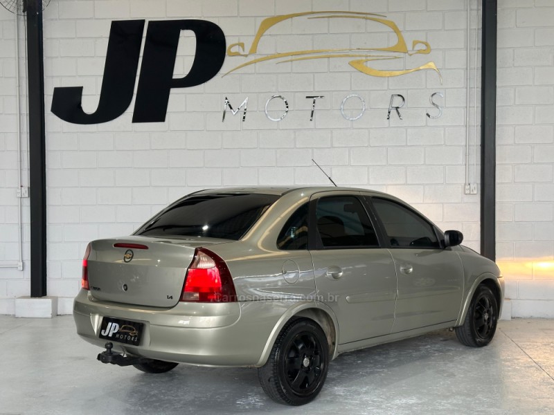 CORSA 1.4 MPFI PREMIUM SEDAN 8V FLEX 4P MANUAL - 2012 - NOVO HAMBURGO