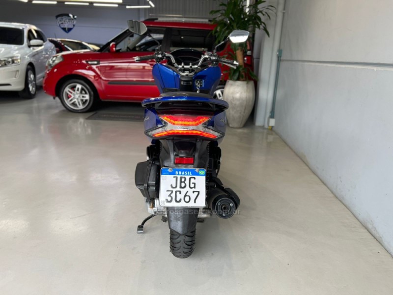 PCX DLX - 2022 - ESTâNCIA VELHA