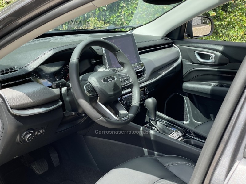 COMPASS 1.3 LONGITUDE T270 16V TURBO 4X2 FLEX 4P AUTOMÁTICO - 2023 - FARROUPILHA