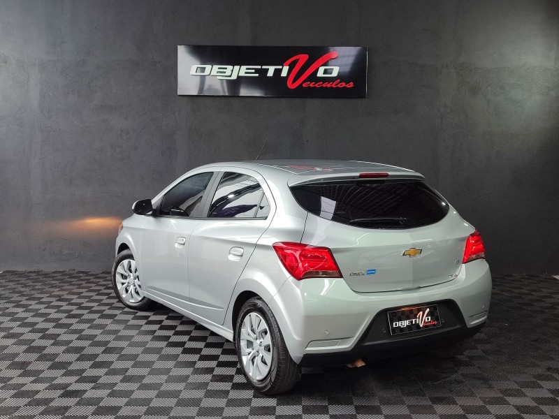 ONIX 1.4 MPFI LT 8V FLEX 4P AUTOMÁTICO - 2018 - CAXIAS DO SUL