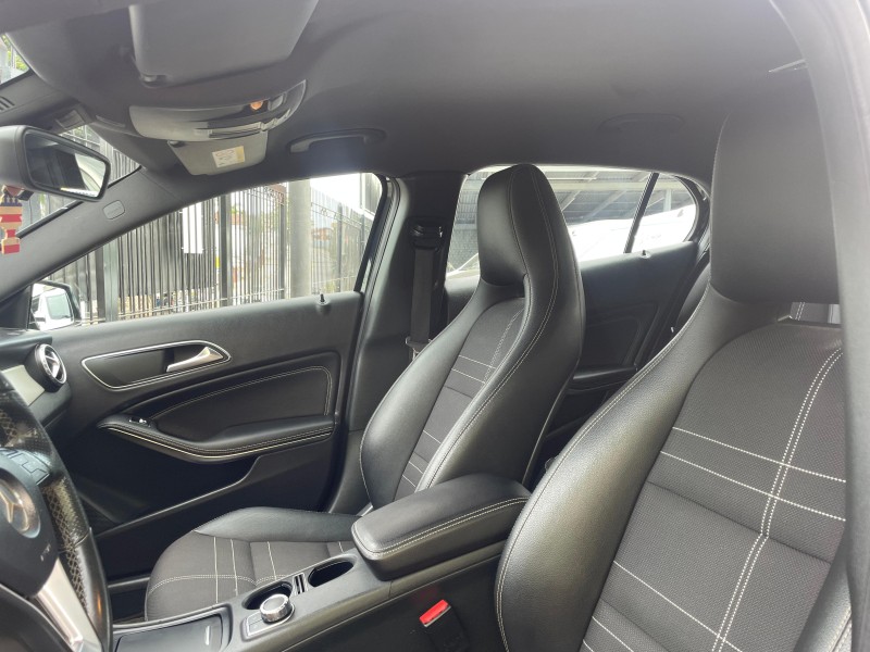 GLA 200 1.6 CGI ADVANCE 16V TURBO FLEX 4P AUTOMÁTICO - 2015 - CAXIAS DO SUL