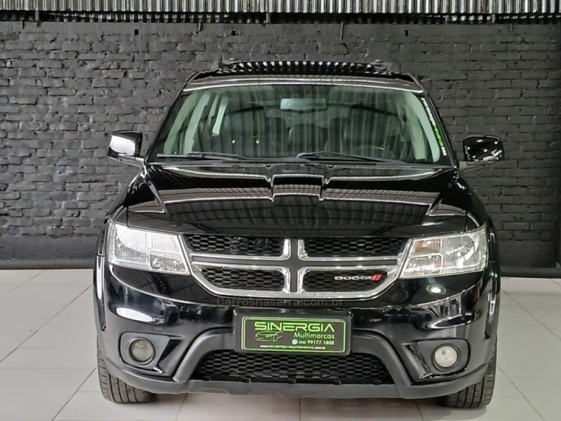JOURNEY 3.6 RT V6 GASOLINA 4P AUTOMÁTICO - 2015 - CAXIAS DO SUL