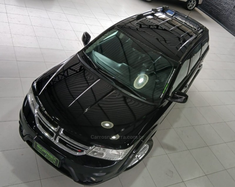 JOURNEY 3.6 RT V6 GASOLINA 4P AUTOMÁTICO - 2015 - CAXIAS DO SUL