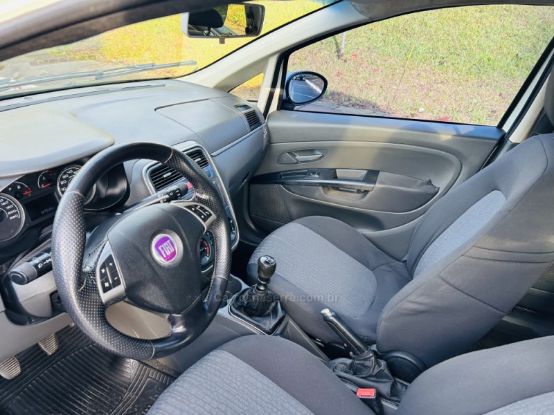 PUNTO 1.6 ESSENCE 16V FLEX 4P MANUAL - 2011 - BENTO GONçALVES