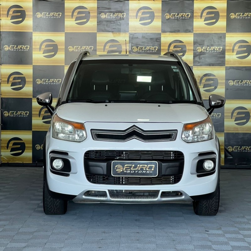 C3 AIRCROSS 1.6 GLX 16V FLEX 4P MANUAL - 2011 - PORTãO