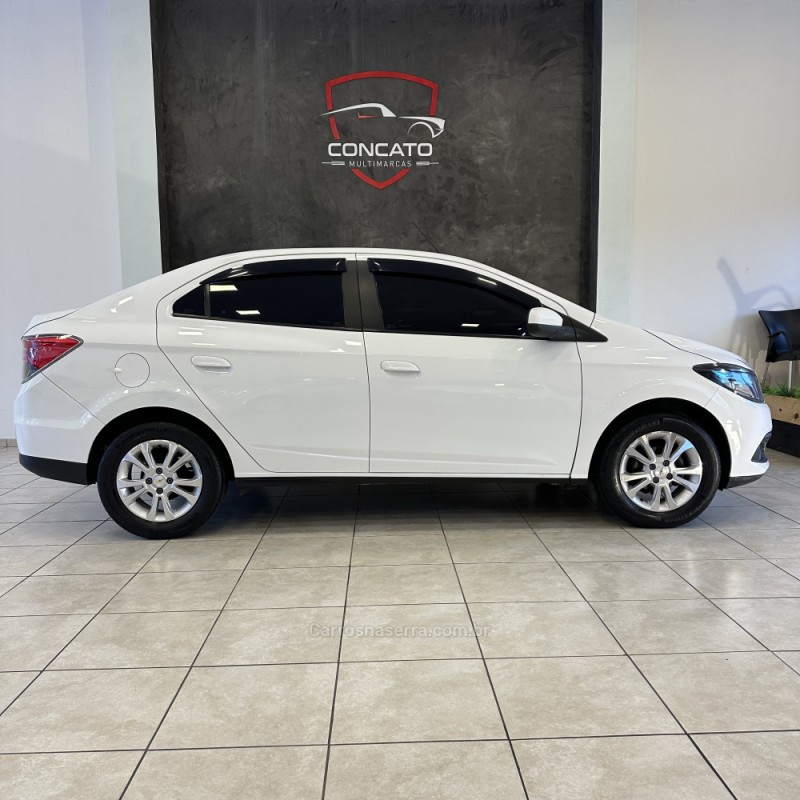 PRISMA 1.4 MPFI LTZ 8V FLEX 4P MANUAL - 2015 - FARROUPILHA