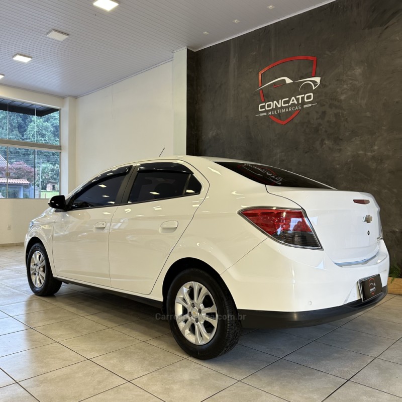PRISMA 1.4 MPFI LTZ 8V FLEX 4P MANUAL - 2015 - FARROUPILHA