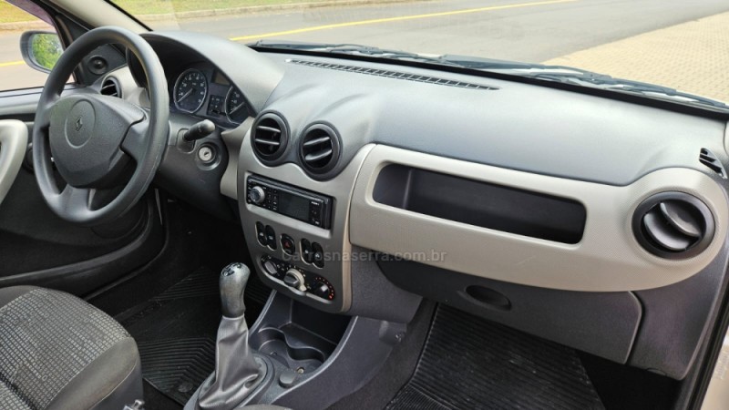 SANDERO 1.6 EXPRESSION 8V FLEX 4P MANUAL - 2009 - IVOTI