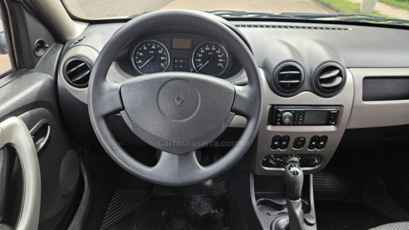 SANDERO 1.6 EXPRESSION 8V FLEX 4P MANUAL - 2009 - IVOTI