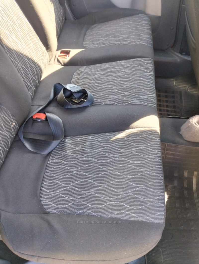 DOBLÓ 1.4 MPI FIRE 8V FLEX 4P MANUAL - 2010 - CAXIAS DO SUL