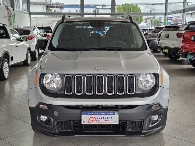 RENEGADE 1.8 16V FLEX SPORT 4P AUTOMÁTICO - 2017 - TAPEJARA