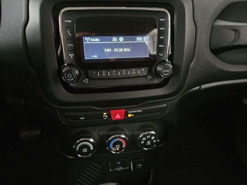 RENEGADE 1.8 16V FLEX SPORT 4P AUTOMÁTICO - 2017 - TAPEJARA
