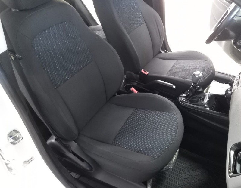 ONIX 1.0 JOY HATCH 8VFLEX 4P MANUAL - 2018 - CAXIAS DO SUL