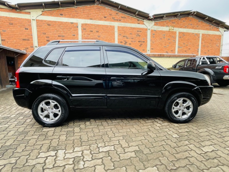 TUCSON 2.0 GL 2WD 16V GASOLINA 4P MANUAL - 2010 - CAMPO BOM