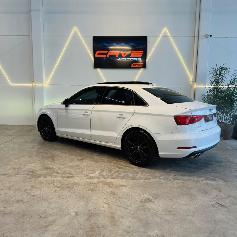 A3 1.8 TFSI SEDAN AMBITION 16V 180CV GASOLINA 4P S TRONIC - 2015 - CAXIAS DO SUL
