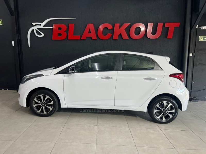 HB20 1.6 R SPEC 16V FLEX 4P MANUAL - 2016 - CAMPO BOM