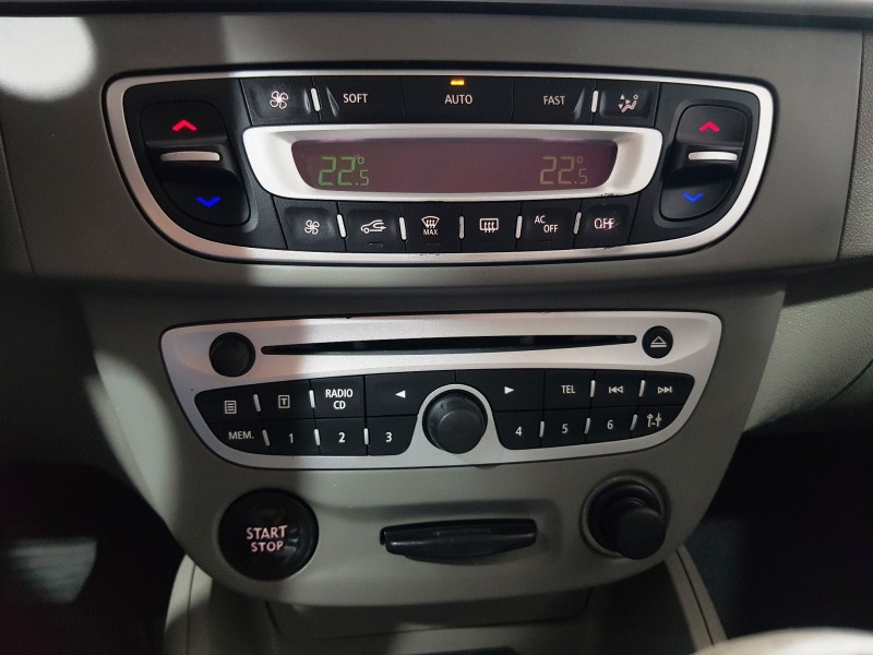 FLUENCE 2.0 PRIVILÉGE 16V FLEX 4P AUTOMÁTICO - 2013 - CAXIAS DO SUL