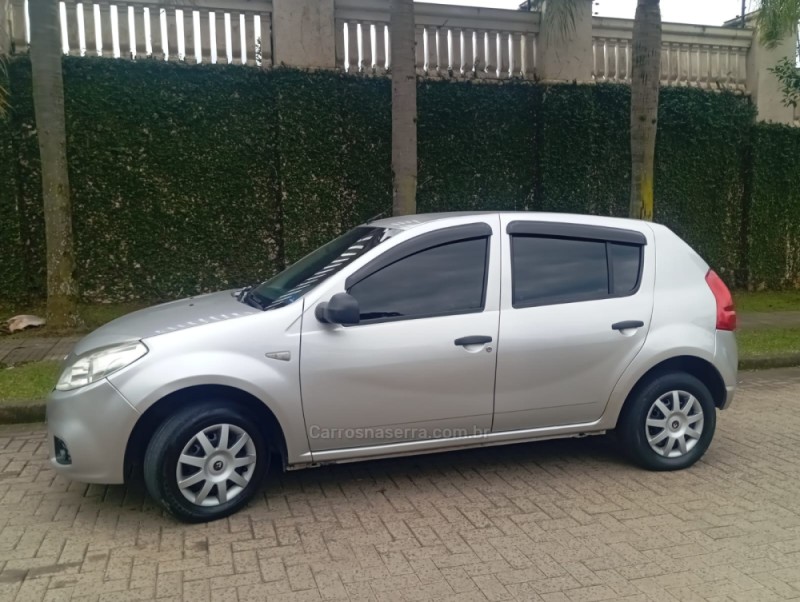 SANDERO 1.0 AUTHENTIQUE 16V FLEX 4P MANUAL - 2013 - CAXIAS DO SUL
