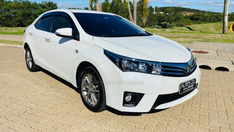 COROLLA 2.0 ALTIS 16V FLEX 4P AUTOMÁTICO
