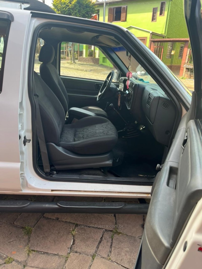 BLAZER 2.2 EFI DLX 4X2 8V GASOLINA 4P MANUAL - 1997 - CAXIAS DO SUL