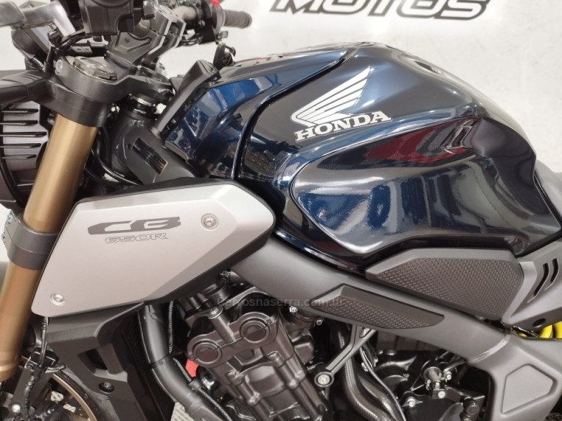 CB 650R  - 2021 - NOVO HAMBURGO