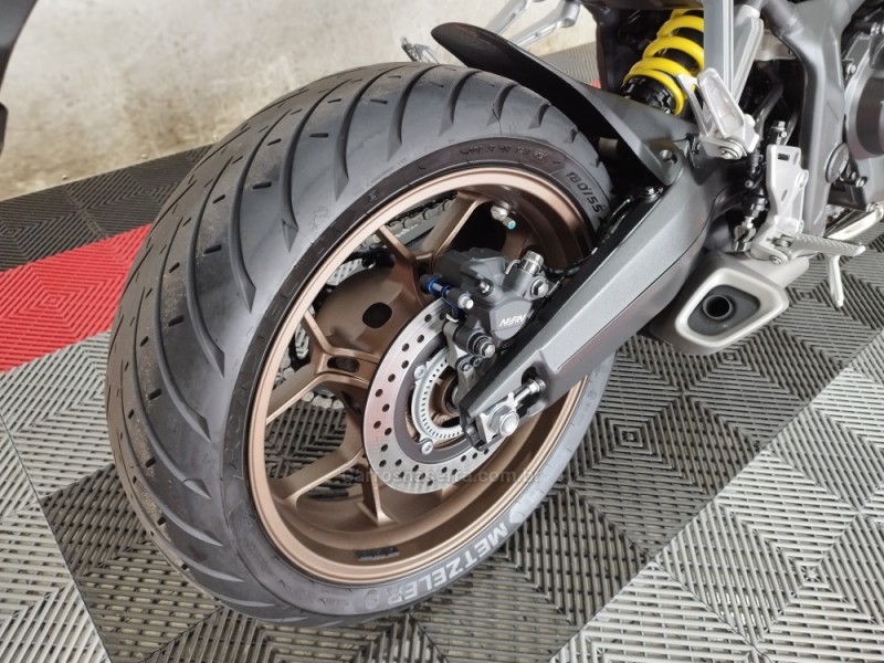 CB 650R  - 2021 - NOVO HAMBURGO