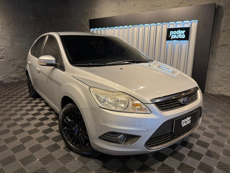 FOCUS 1.6 SE 16V FLEX 4P MANUAL - 2013 - FARROUPILHA