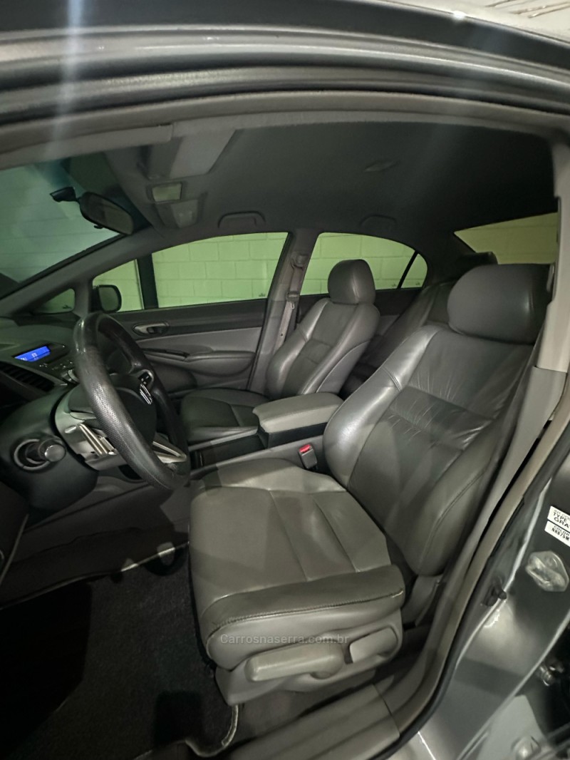 CIVIC 1.8 LXS 16V FLEX 4P AUTOMÁTICO - 2011 - NOVO HAMBURGO