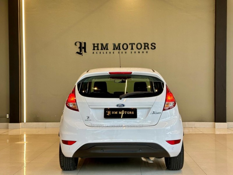 FIESTA 1.6 SE STYLE HATCH 16V FLEX 4P MANUAL - 2018 - CAXIAS DO SUL