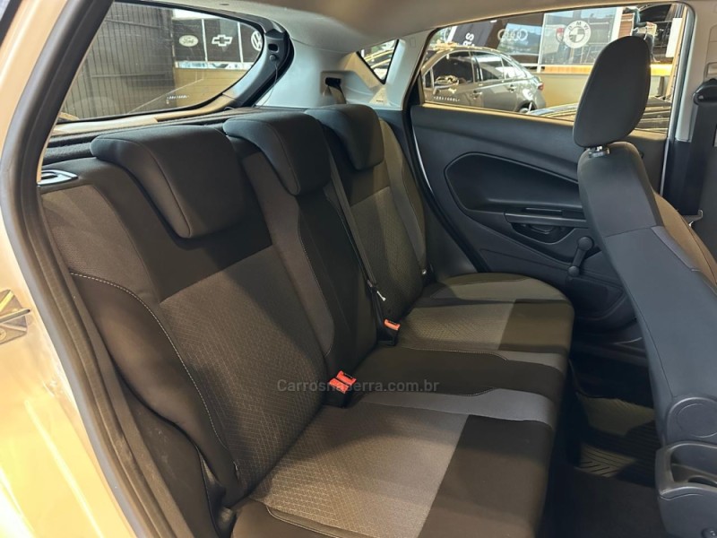 FIESTA 1.6 SE STYLE HATCH 16V FLEX 4P MANUAL - 2018 - CAXIAS DO SUL