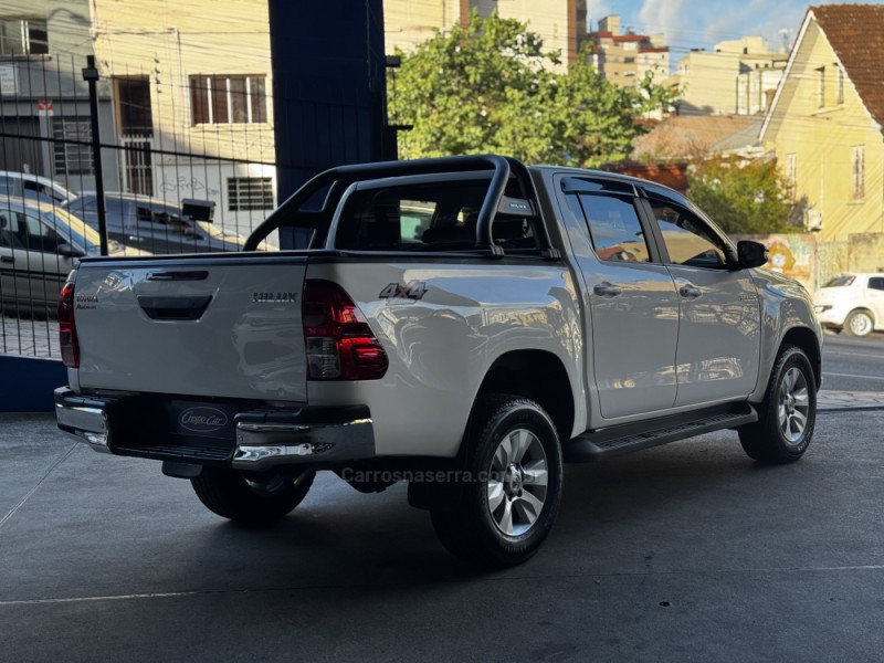 HILUX 2.8 4X4 CD 8V DIESEL 4P MANUAL - 2017 - CAXIAS DO SUL