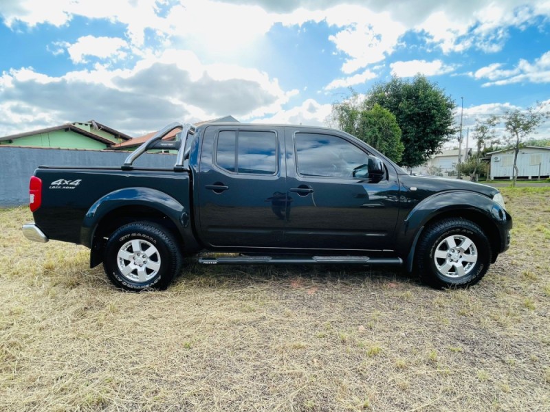 FRONTIER 2.5 SE 4X4 CD TURBO ELETRONIC DIESEL 4P MANUAL - 2014 - CAMPO BOM