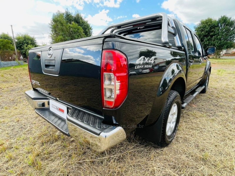 FRONTIER 2.5 SE 4X4 CD TURBO ELETRONIC DIESEL 4P MANUAL - 2014 - CAMPO BOM