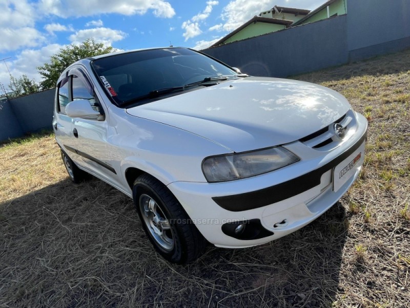 celta 1.0 mpfi spirit 8v flex 4p manual 2006 campo bom
