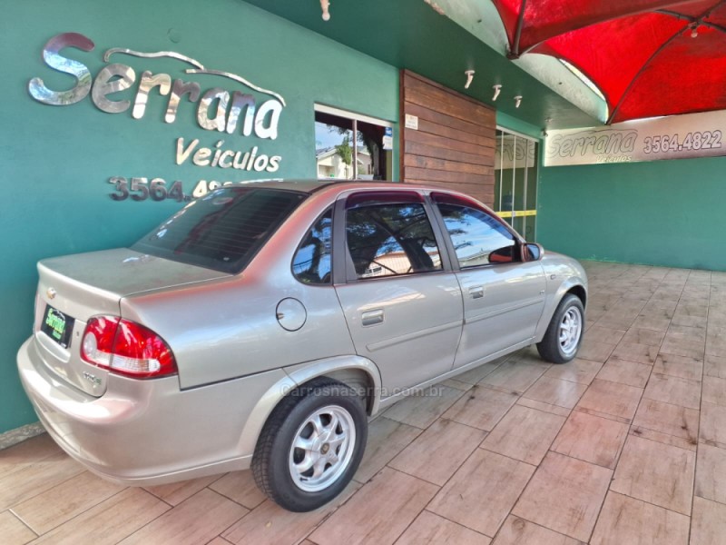 CLASSIC 1.0 MPFI LS 8V FLEX 4P MANUAL - 2011 - DOIS IRMãOS