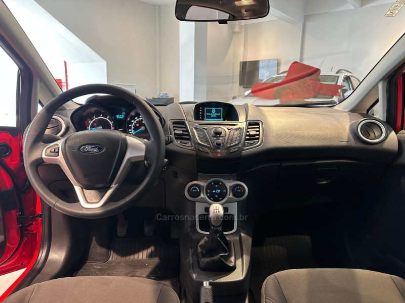 FIESTA 1.6 SE HATCH 16V FLEX 4P MANUAL - 2017 - CAXIAS DO SUL
