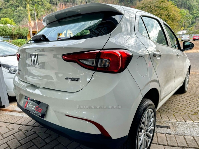 ARGO 1.0 DRIVE 6V FLEX 4P MANUAL - 2023 - TRêS COROAS