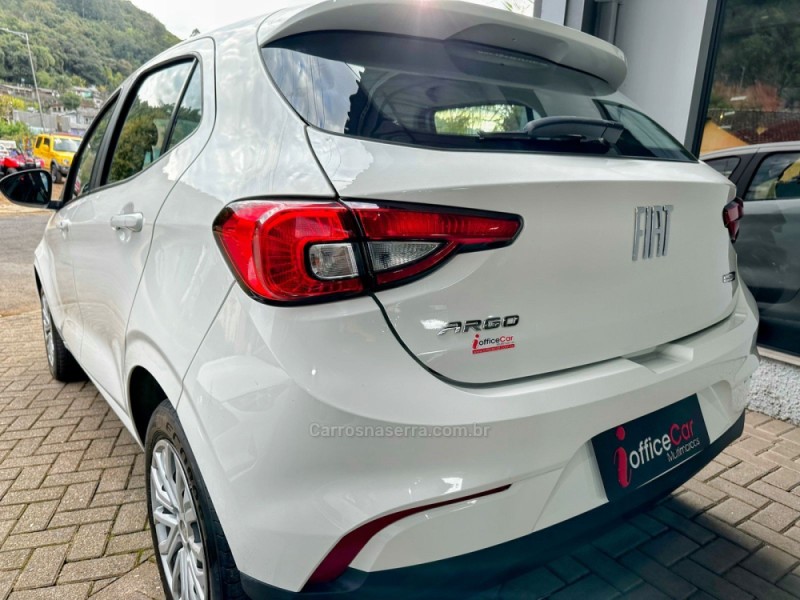 ARGO 1.0 DRIVE 6V FLEX 4P MANUAL - 2023 - TRêS COROAS