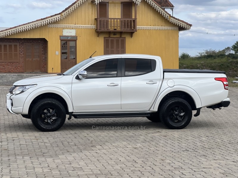 l200 triton 2.4 16v turbo diesel sport hpe cd 4p 4x4 automatico 2020 antonio prado